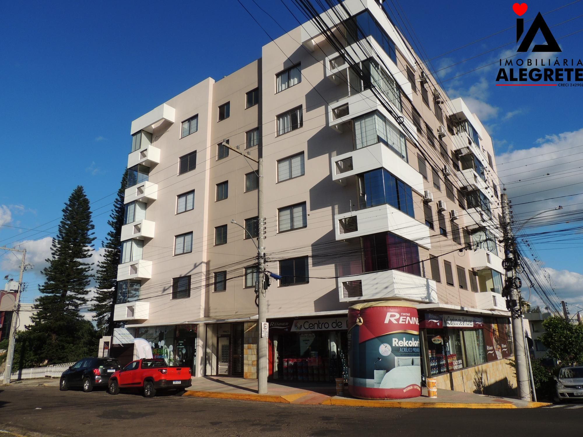 Apartamento para alugar  no Centro - Alegrete, RS. Imóveis