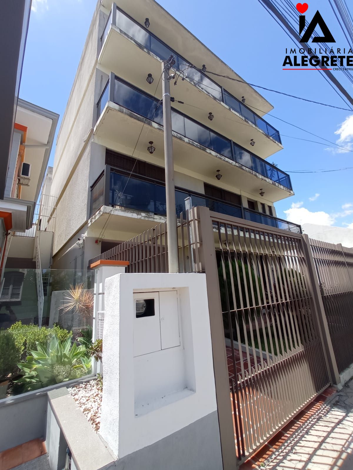 Apartamento para alugar  no Centro - Alegrete, RS. Imóveis