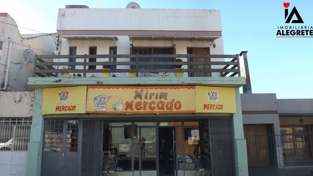 Sobrado  venda  no Centro - Alegrete, RS. Imveis