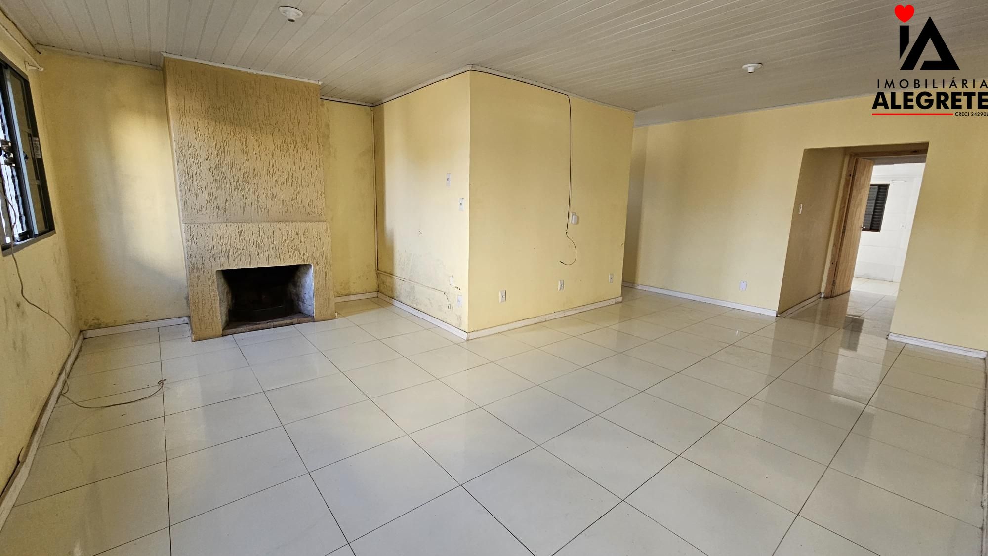 Casa com 2 Dormitórios para alugar,  por R$ 1.400,00 Casa com 2 Dormitórios para alugar,  por R$ 1.400,00