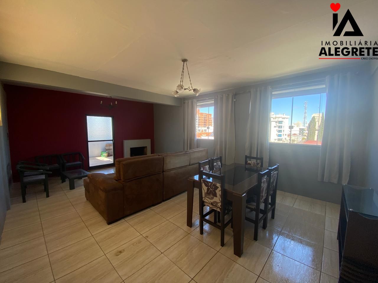 Apartamento para alugar  no Centro - Alegrete, RS. Imveis