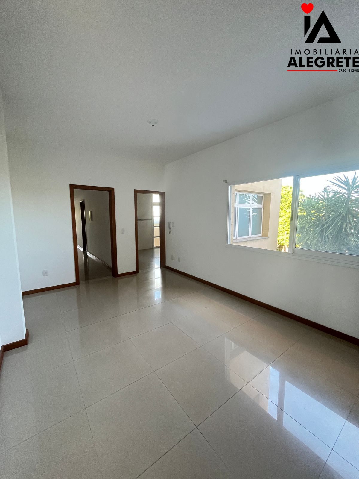 Apartamento para alugar  no Centro - Alegrete, RS. Imóveis