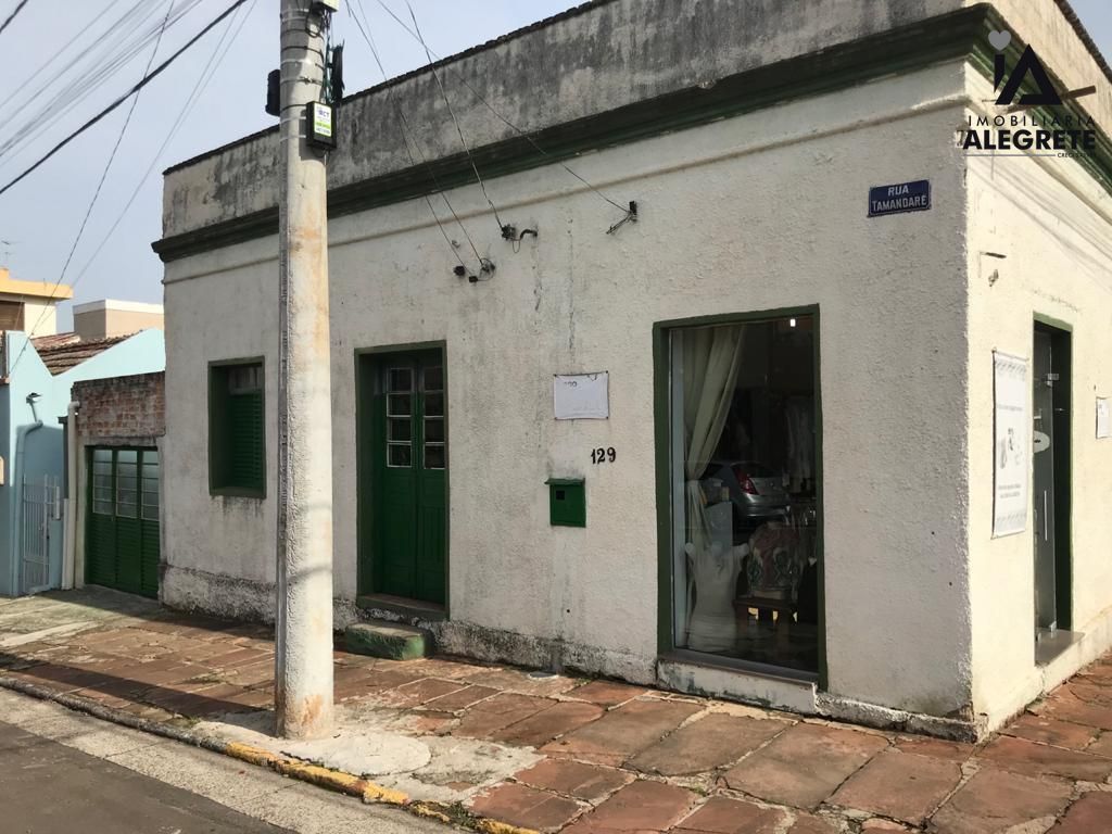 Casa  venda  no Centro - Alegrete, RS. Imveis