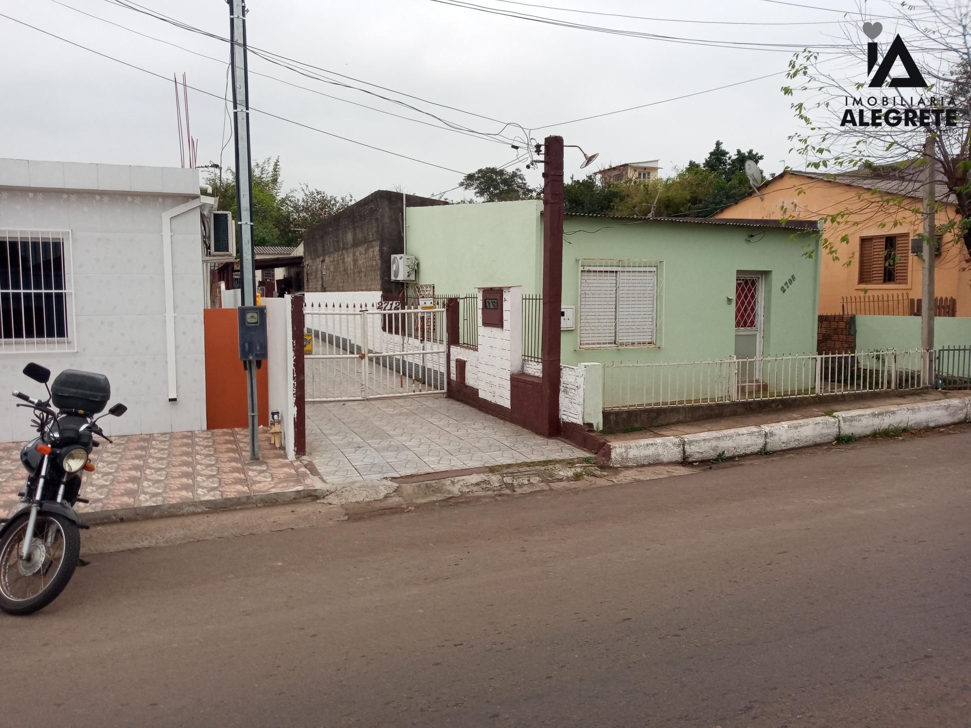 Casa  venda  no Centro - Alegrete, RS. Imveis