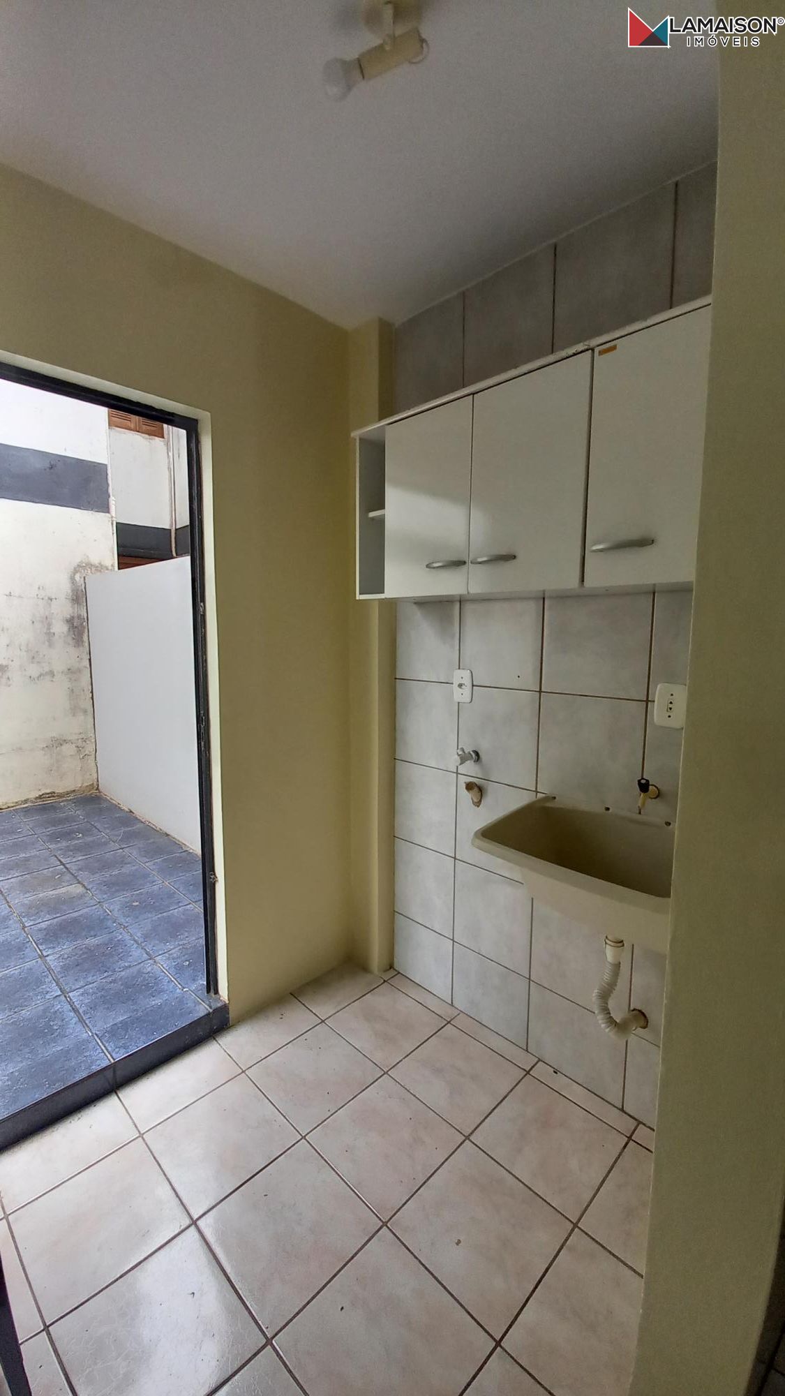 Kitnet e Studio para alugar com 1 quarto, 57m² - Foto 2
