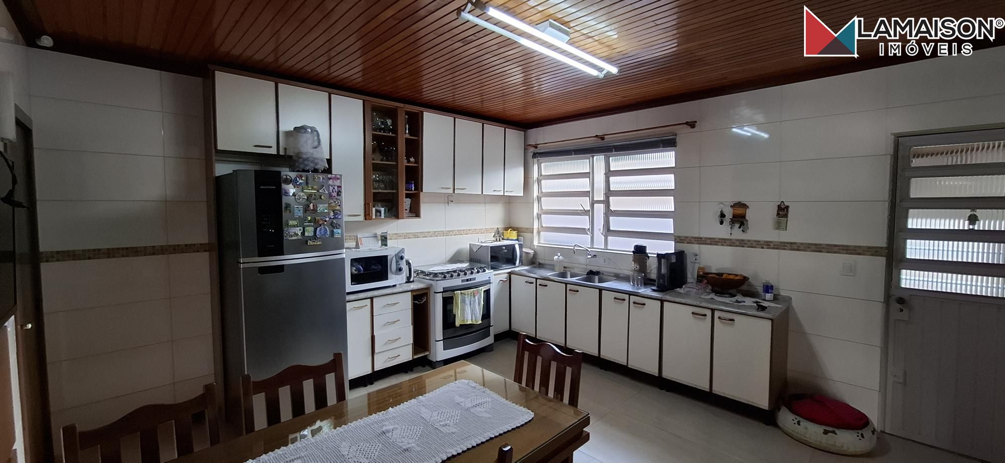 Casa à venda com 3 quartos, 200m² - Foto 15