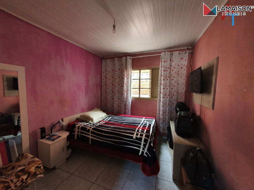Casa à venda com 2 quartos, 308m² - Foto 10
