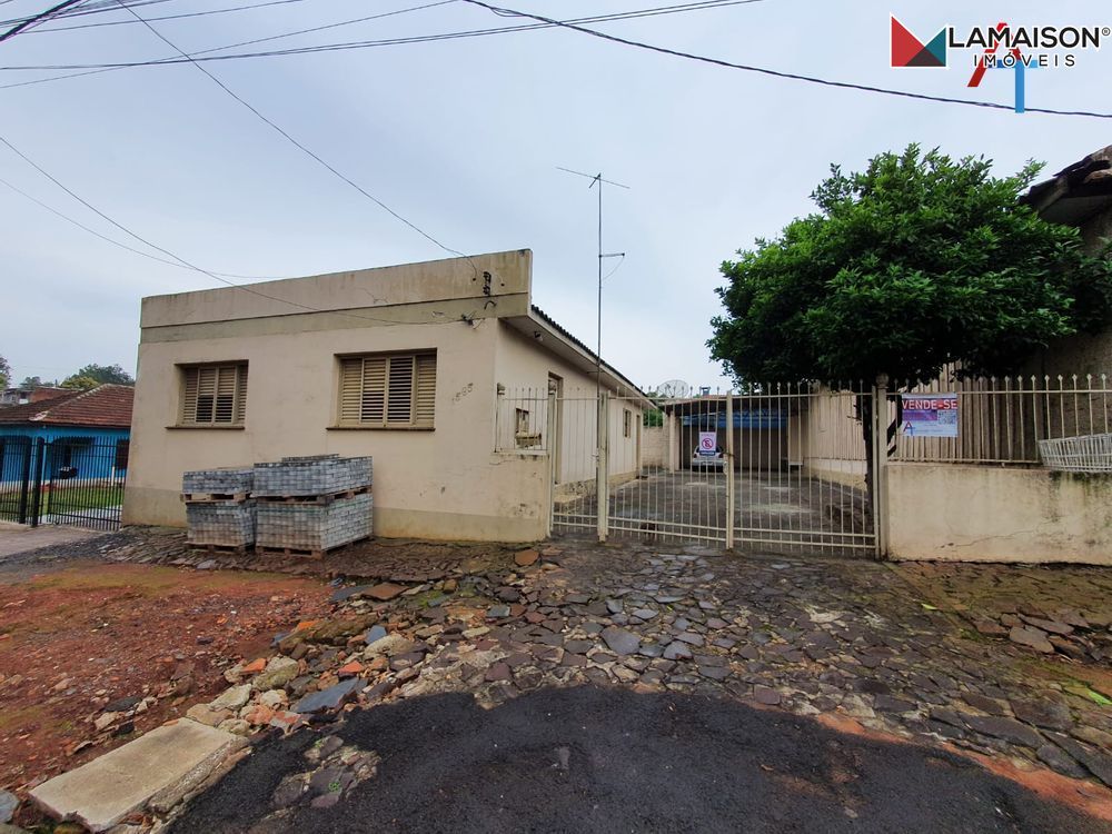 Casa à venda com 2 quartos, 308m² - Foto 4