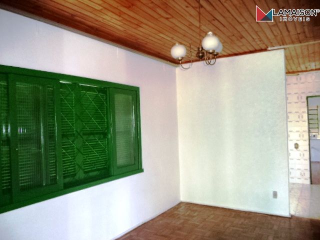 Casa à venda com 3 quartos, 160m² - Foto 2