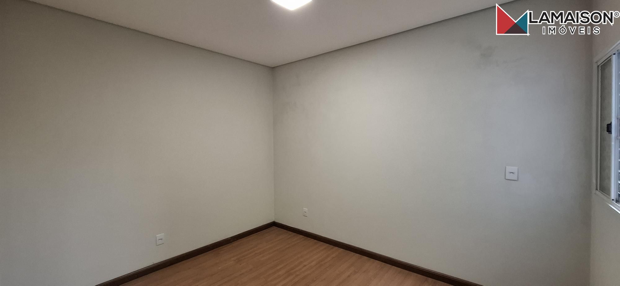 Casa à venda com 3 quartos, 142m² - Foto 17