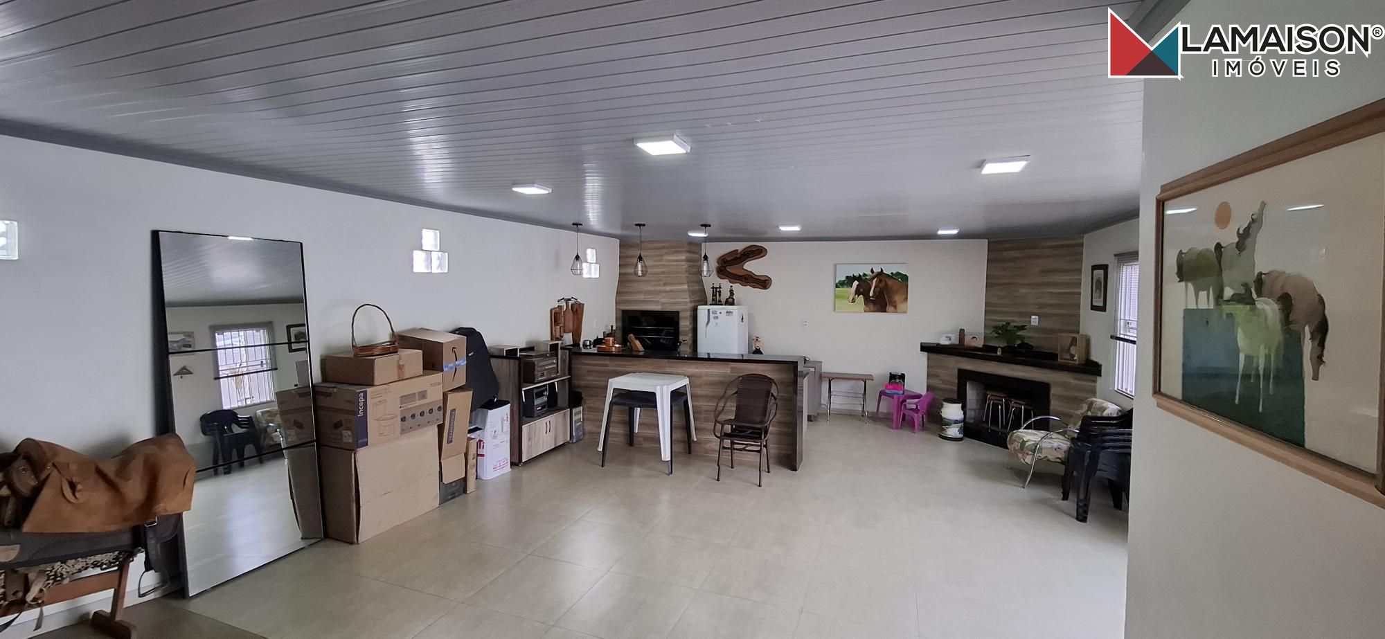 Casa à venda com 3 quartos, 200m² - Foto 18