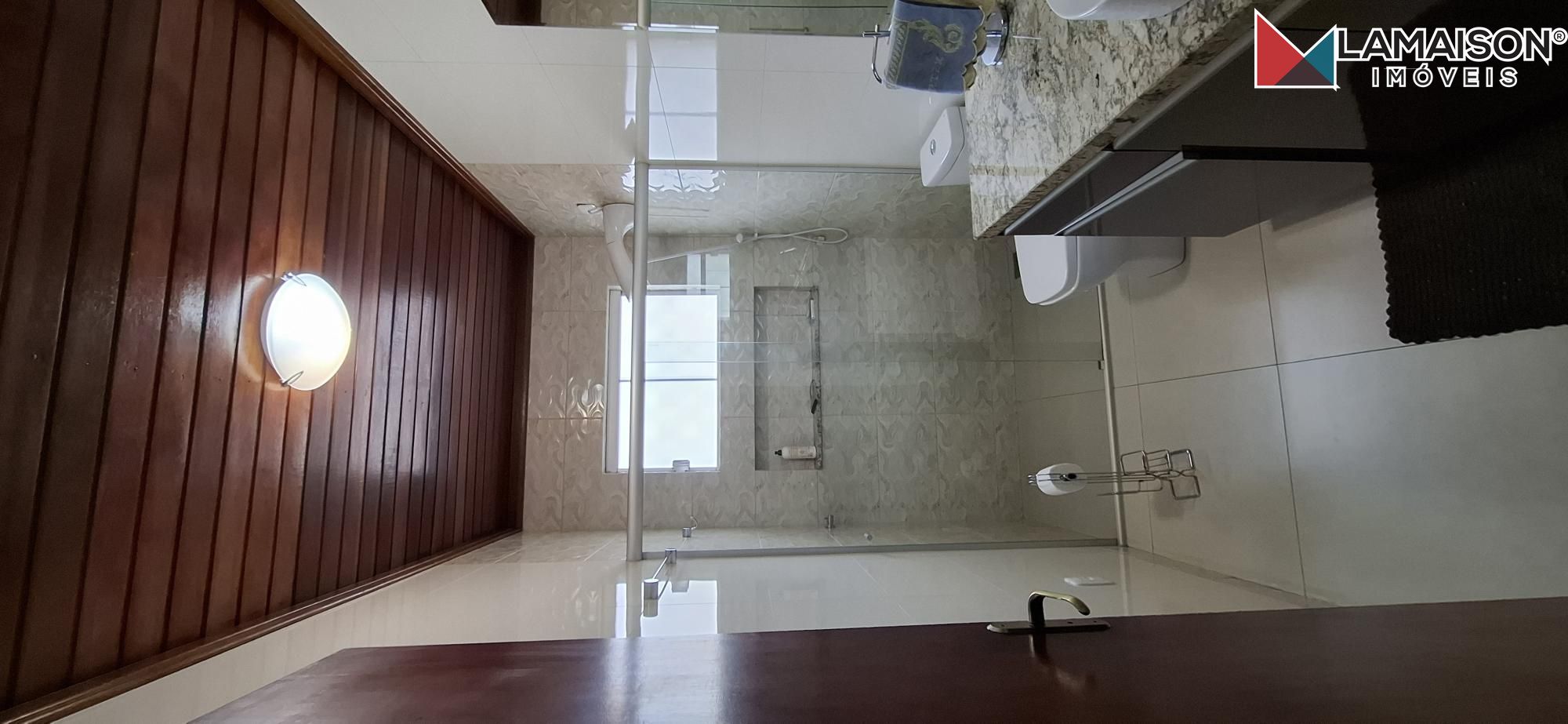 Casa à venda com 3 quartos, 200m² - Foto 8