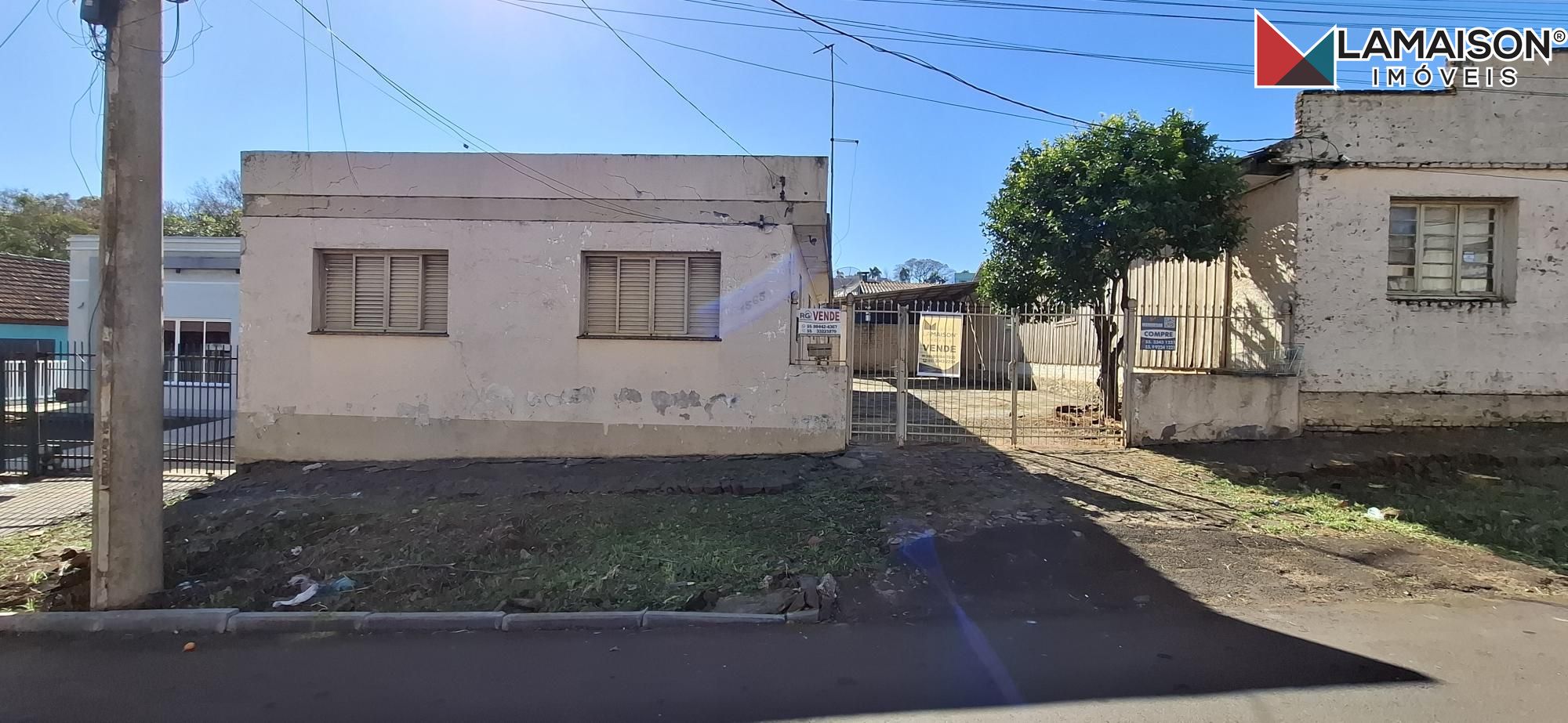Casa à venda com 2 quartos, 308m² - Foto 1