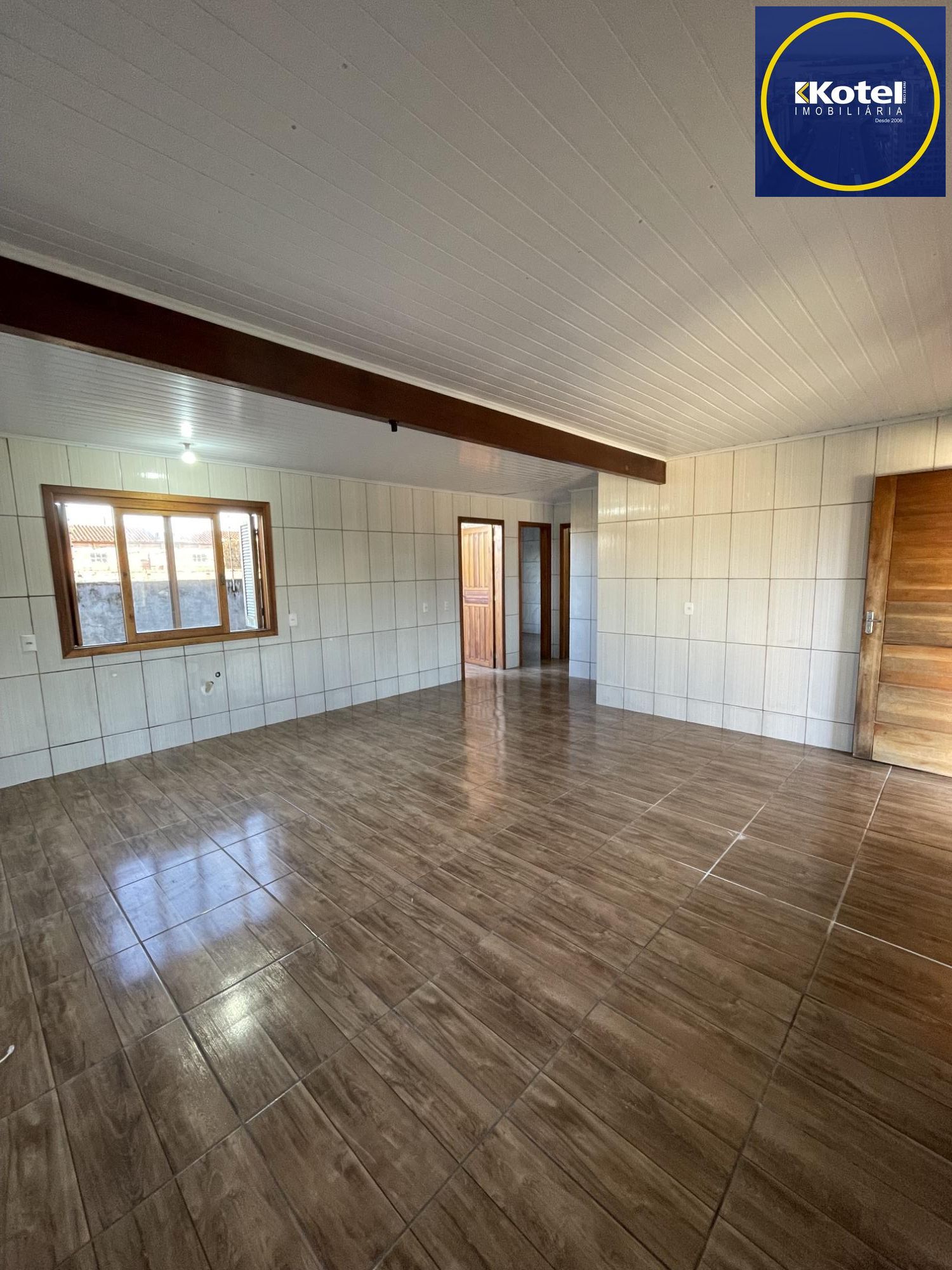 Excelente casa térrea com pátio e vaga para 2 carros!