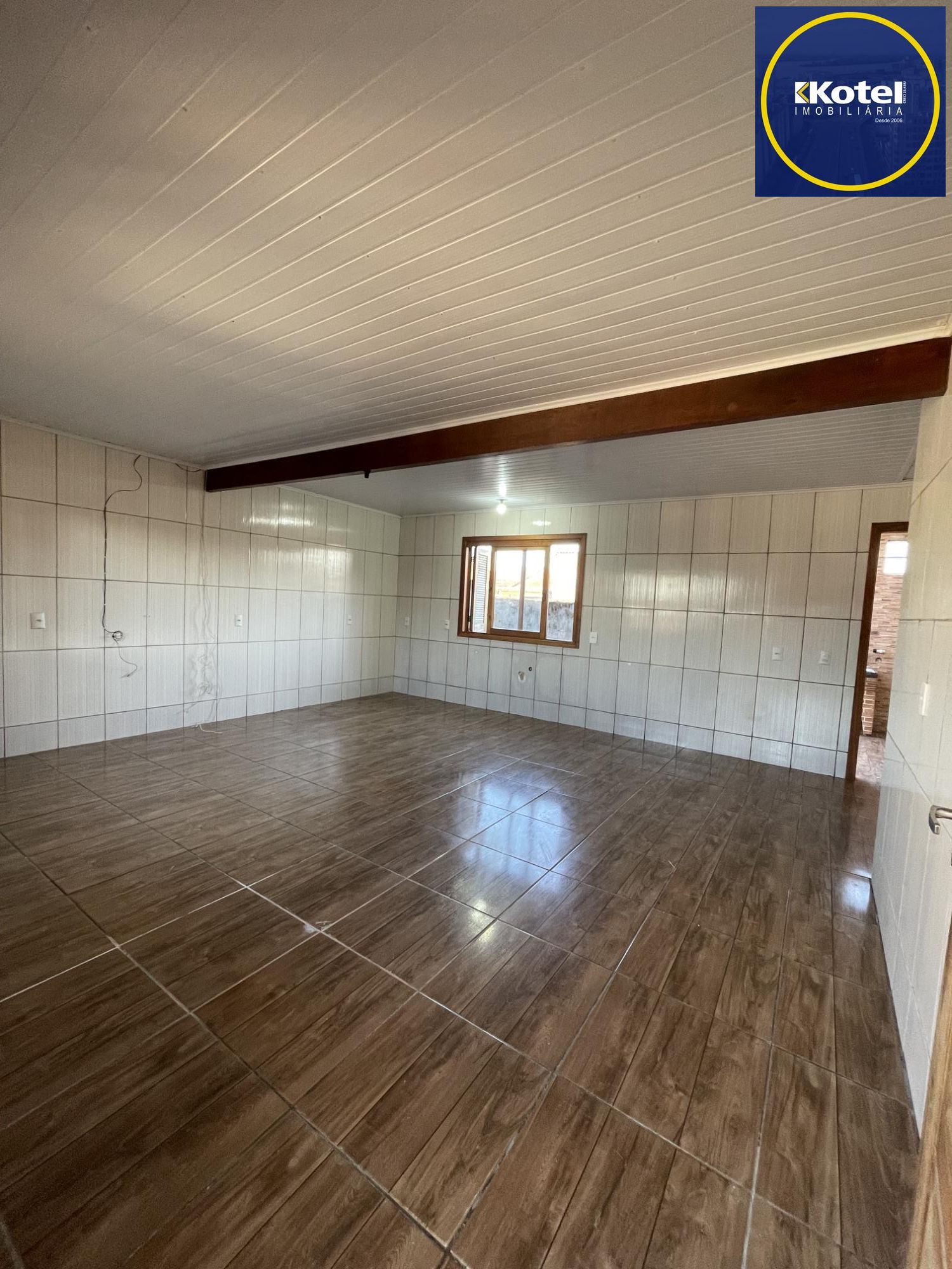 Excelente casa térrea com pátio e vaga para 2 carros!