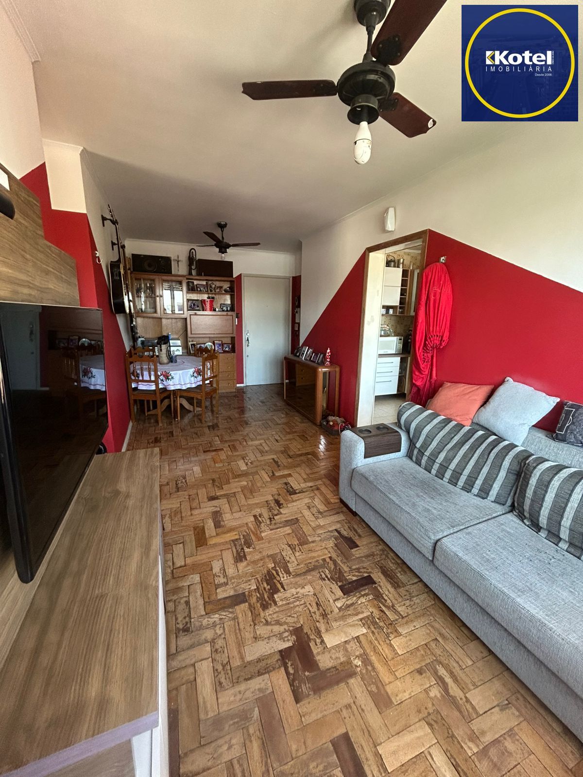 Apartamento de 2 quartos, ótima iluminação e ventilação B. Cristo Redentor.