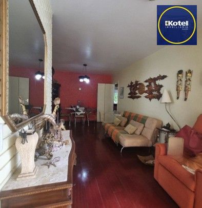 Apartamento de 2 dormitórios, semi mobiliado, ensolarado para venda no bairro Cidade Baixa em Porto Alegre/RS.