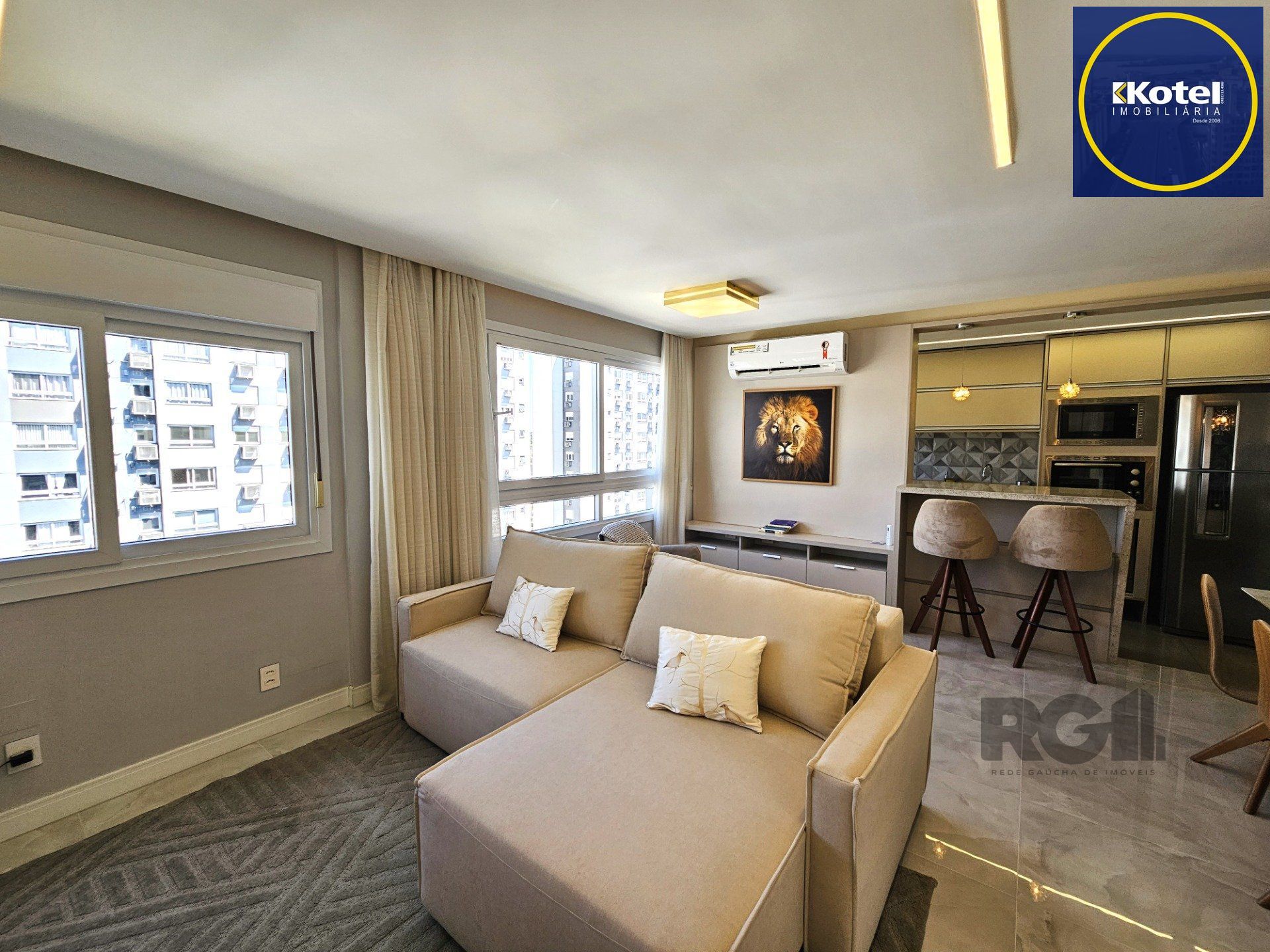 Apartamento para Venda - 67.43m², 2 dormitórios, sendo 1 suites, 2 vagas - Jardim Lindóia
