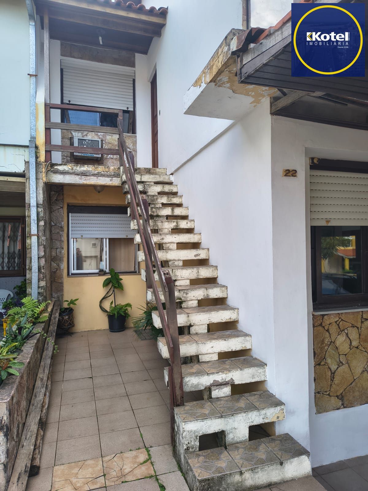Sobrado 5 dorm em condominio com infra completa.