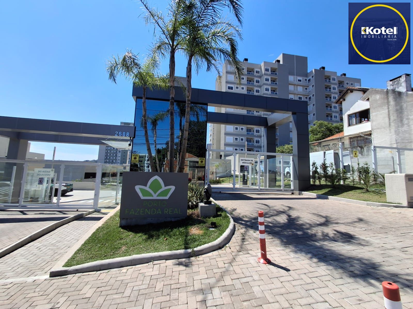 Apartamento de 2 dormitórios com 1 vaga de garagem , nunca habitado !