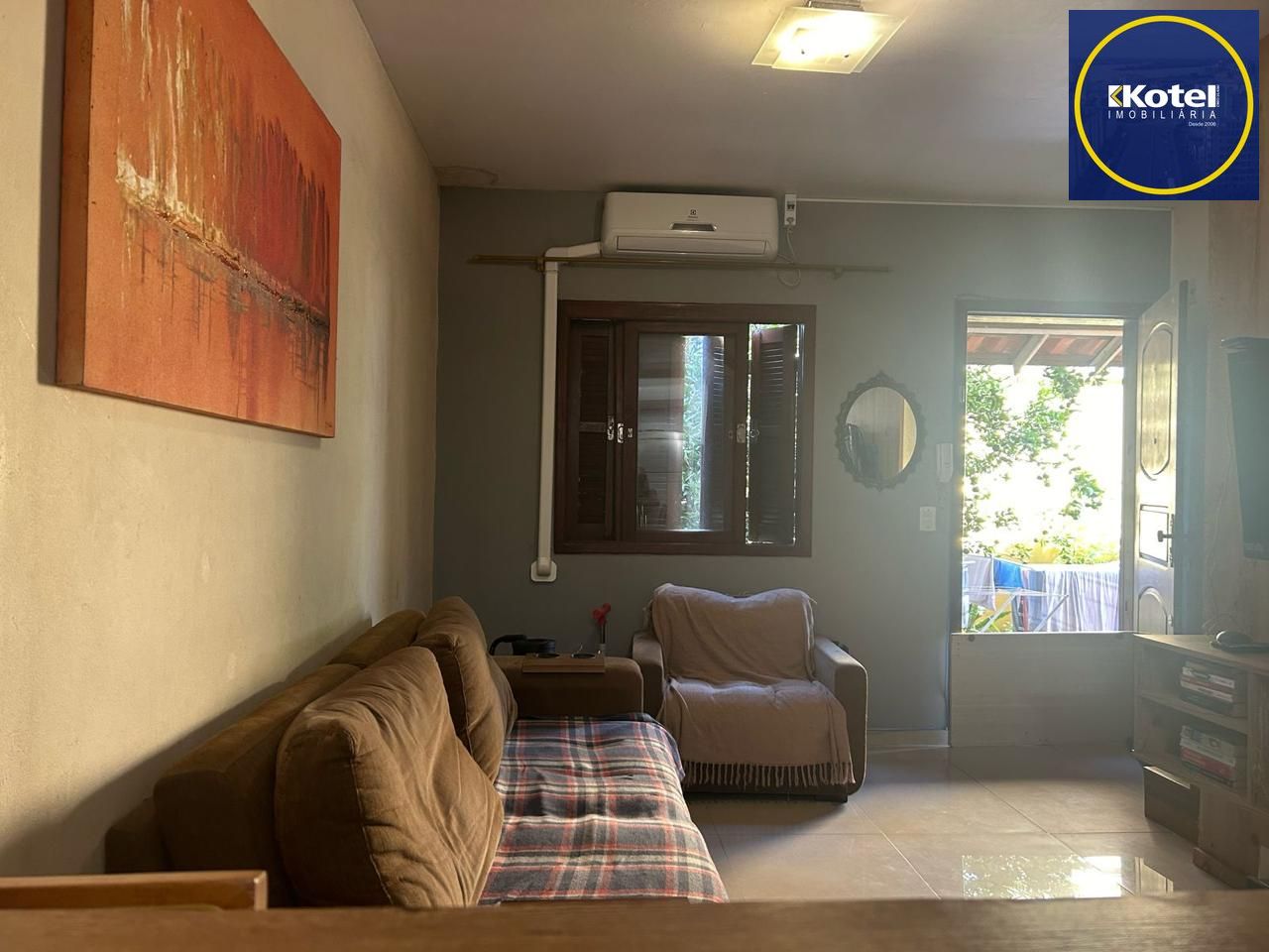 CASA 2 DORMITORIOS, 1 BANHEIRO, 1 VAGA EM CONDOMINIO RESIDENCIAL NA ZONA SUL PORTO ALEGRE