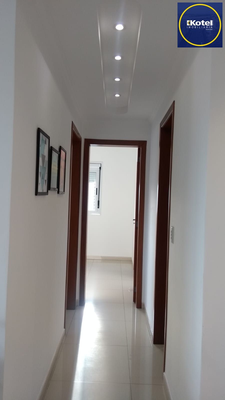Apartamento com 02 quartos (01 suíte) e 03 Vagas no Bairro Cristo Redentor