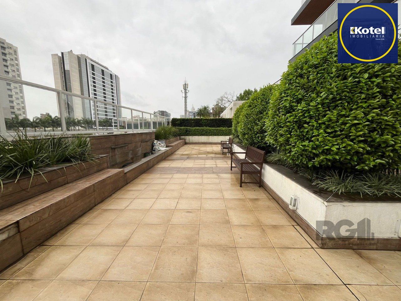 APARTAMENTO 2 QUARTOS BAIRRO PETRÓPOLIS - PORTO ALEGRE - RS - VISTA DESLUMBRANTE