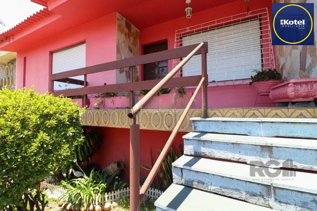 Casa com 3 dormitórios no bairro Cristo Redentor