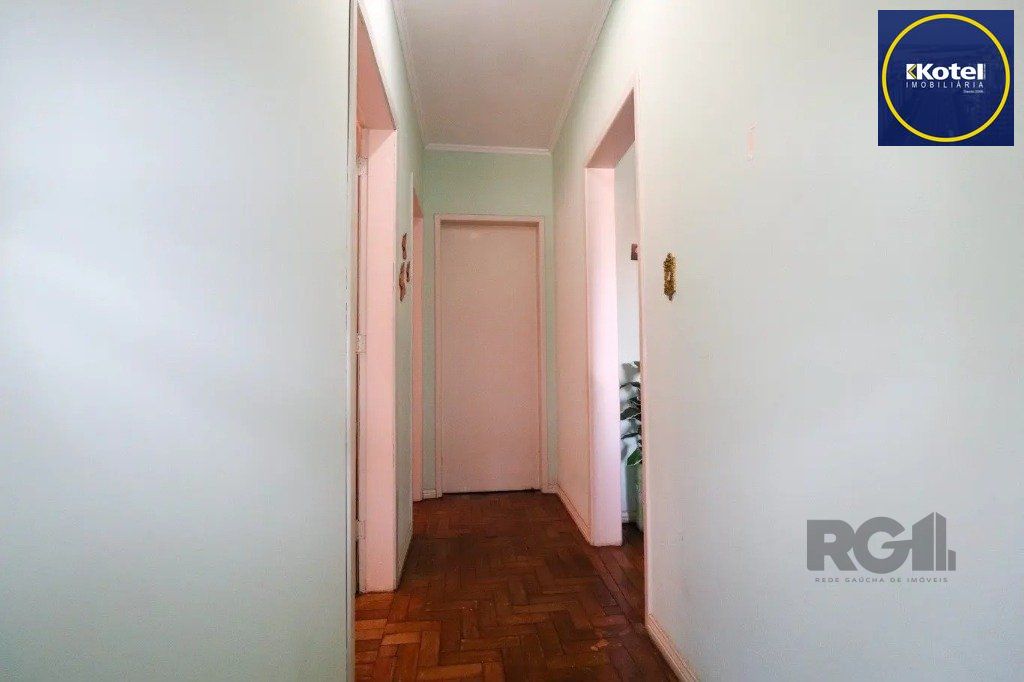 Casa com 3 dormitórios no bairro Cristo Redentor