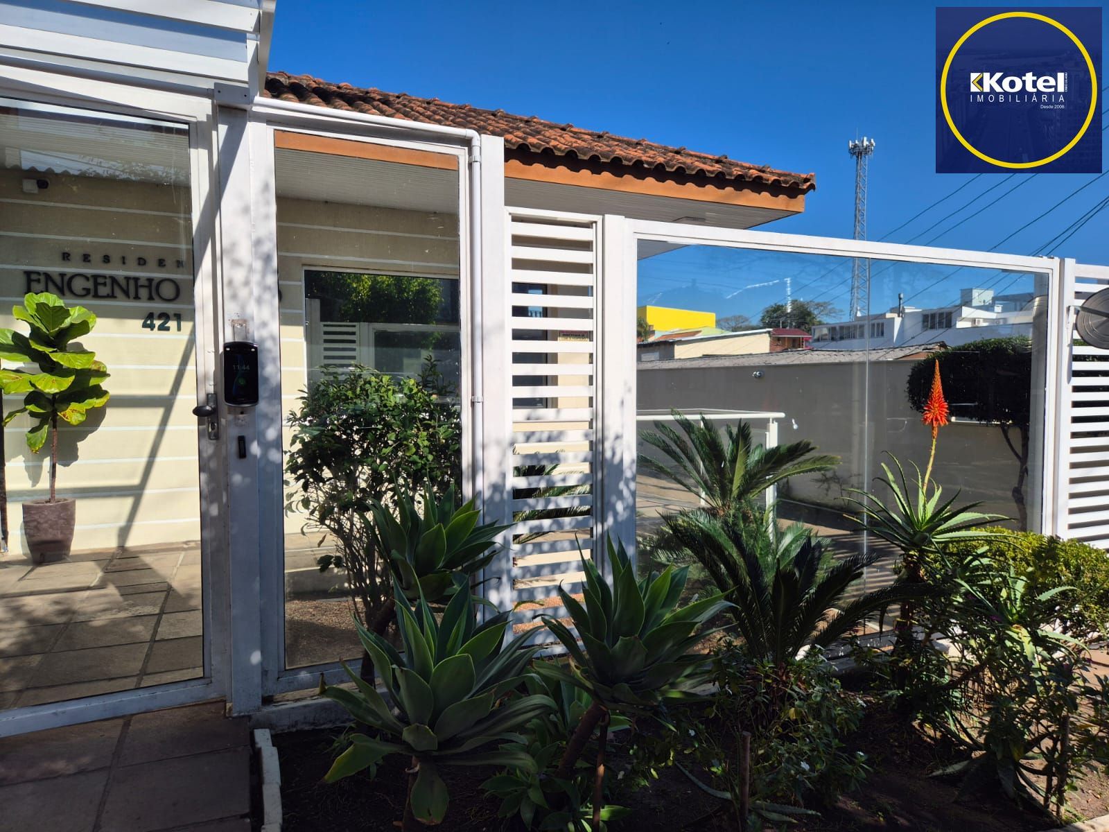 Casa em condomínio com infra