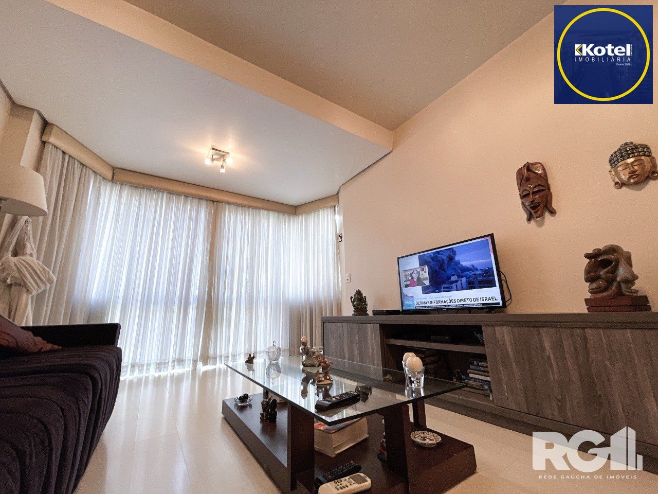 Apartamento 2D com suíte próximo a Praça da Encol.