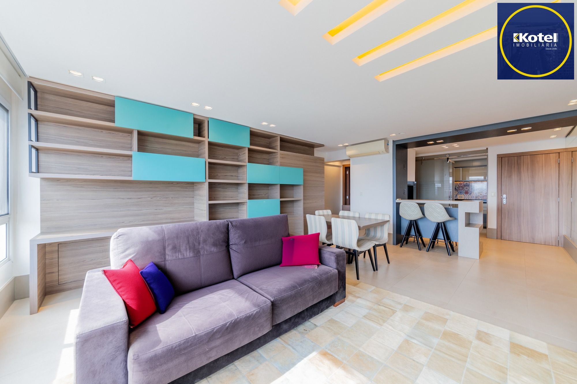 Apartamento semimobiliado, com 94m privativos, 2 suites e 3 vagas de garagem