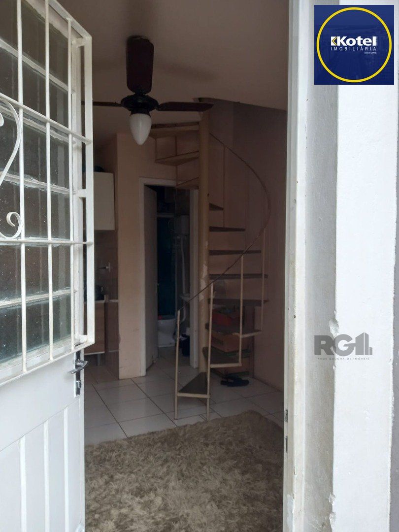Casa de Condomínio 2 quartos à venda, 85m², Aberta dos Morros - Porto Alegre
