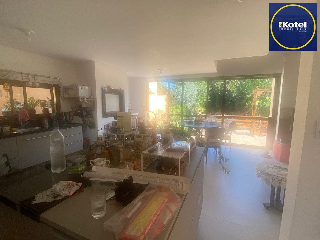 Casa Condominio para Venda - 300m², 3 dormitórios, sendo 3 suites, 4 vagas - Terra Ville