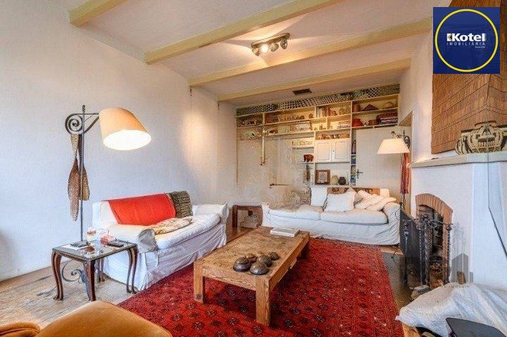 Casa com 3 dormitórios, 153 m² no bairro Vila Conceição, zona sul de Porto Alegre/RS.