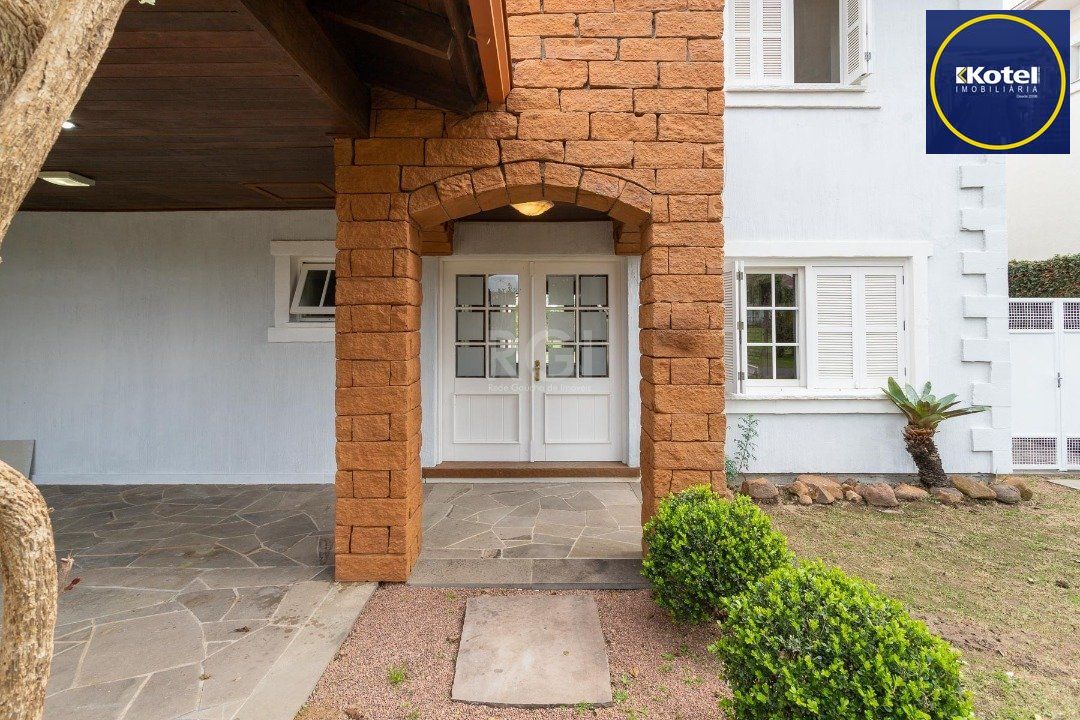 Casa Condominio para Venda - 348m², 3 dormitórios, sendo 1 suites, 2 vagas - Terra Ville