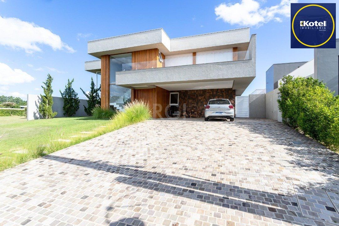 Casa Condominio para Venda - 380m², 3 dormitórios, sendo 3 suites, 6 vagas - Terra Ville