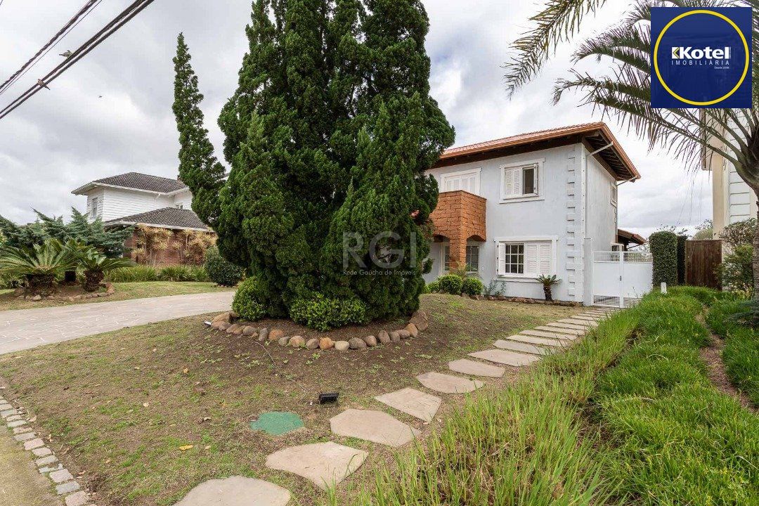 Casa Condominio para Venda - 348m², 3 dormitórios, sendo 1 suites, 2 vagas - Terra Ville