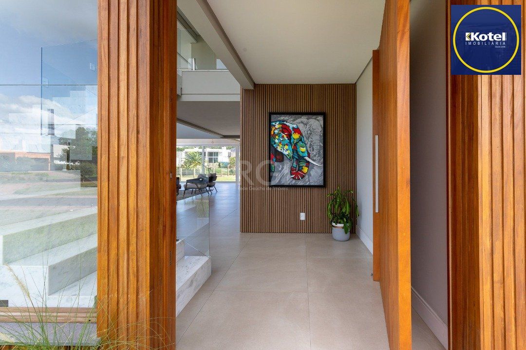 Casa Condominio para Venda - 380m², 3 dormitórios, sendo 3 suites, 6 vagas - Terra Ville