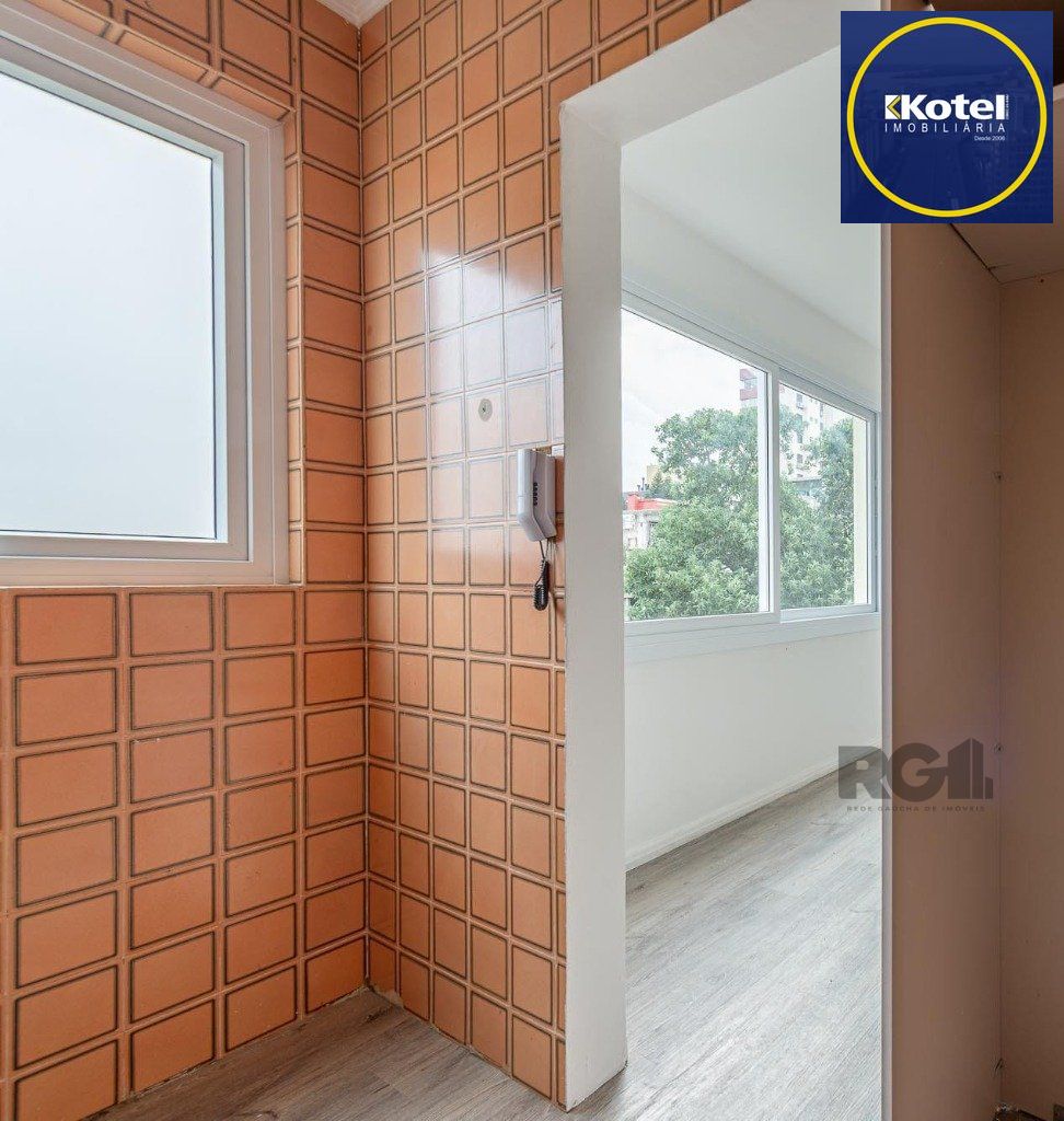 Vende-se excelente apartamento 1 dorm c/ vaga próximo da Encol - 56m² - Petrópolis
