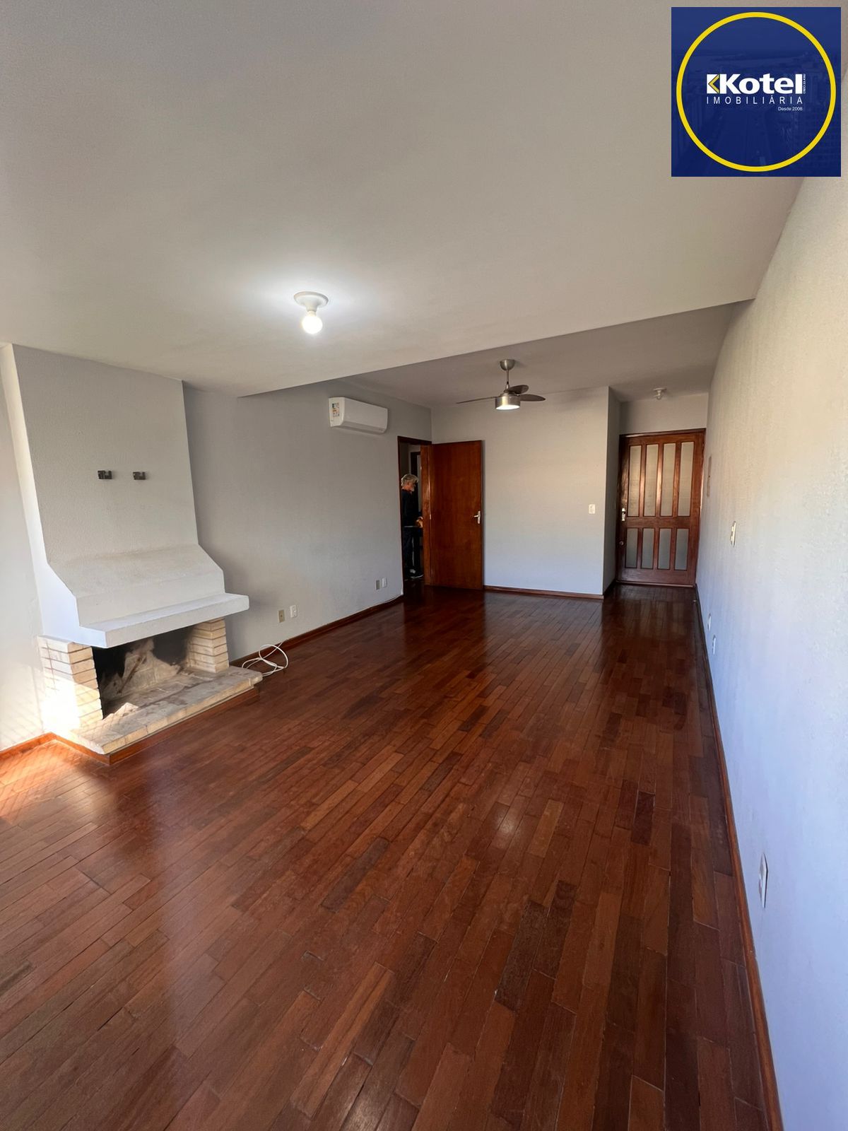 Apartamento com 2 dormitórios,1 vaga, no bairro Cristo Redentor, em Porto Alegre