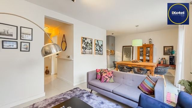 Casa em condomínio com 4 quartos suíte master e amplo patio , Bairro Ecoville