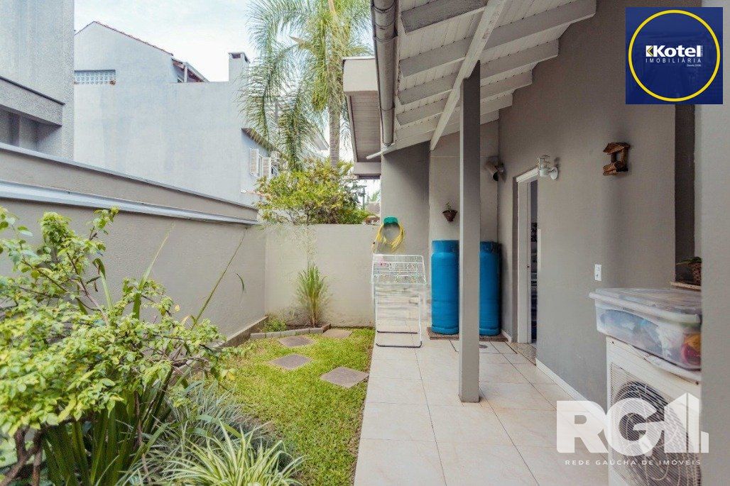 Casa com 5 Quartos 240m² privativos no Condomínio Parque Iguaçu. Bairro Ecoville
