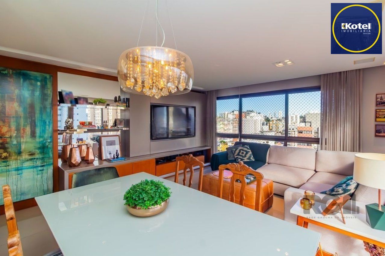 Apartamento localizado no bairro Passo da Areia em Porto Alegre/RS.