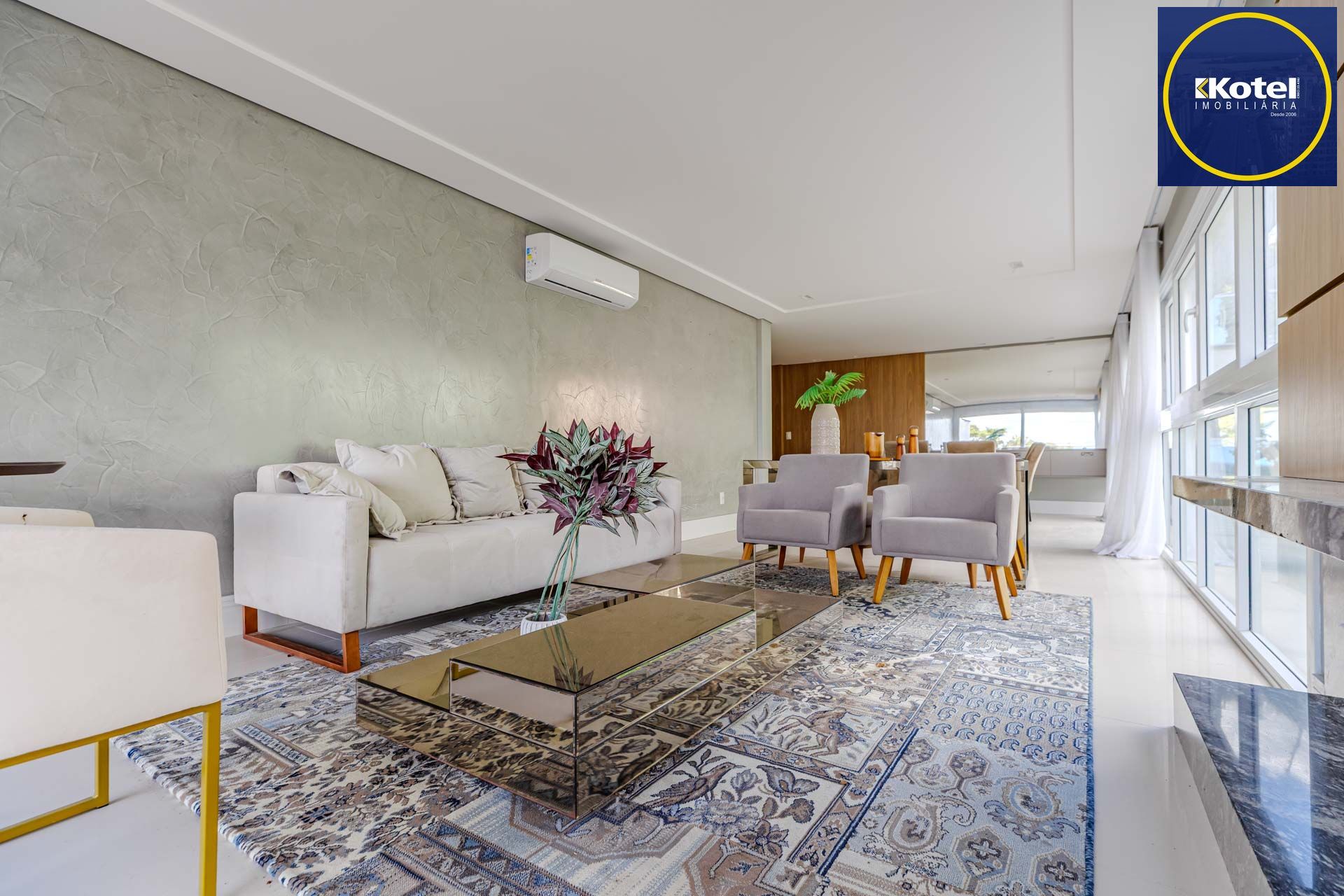 Apartamento 3 dormitórios, sendo 3 suites, - Vila Assunção