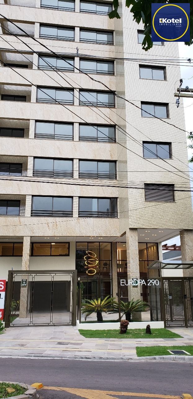 Apartamento para Venda - 70.67m², 2 dormitórios, sendo 1 suites, 2 vagas - Petrópolis
