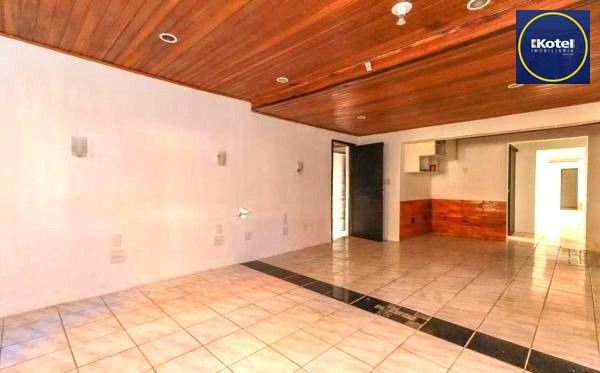 Casa no Menino Deus com 150m²