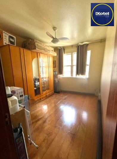 Apartamento no Centro de 2 dormitórios DESOCUPADO