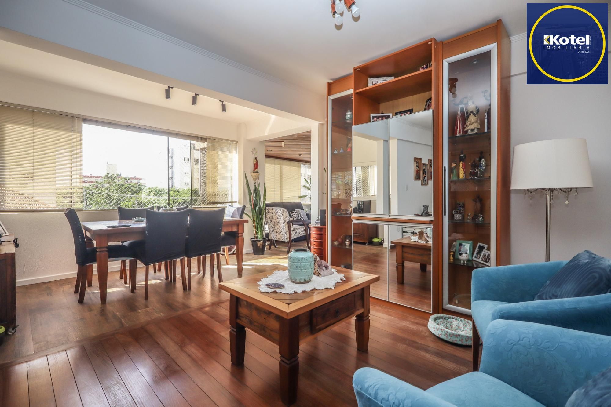 Apartamento à venda no bairro Cristo Redentor em Porto Alegre/RS