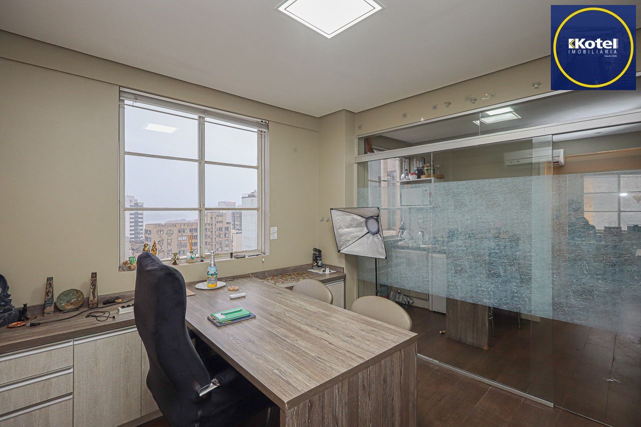 Sala comercial a venda no Centro Histórico
